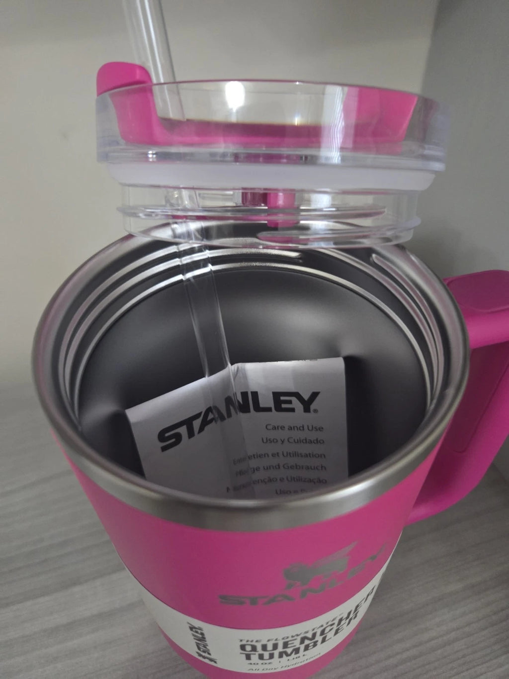 Stanley Quencher H2.0 FlowState Tumbler 40 OZ – Pink