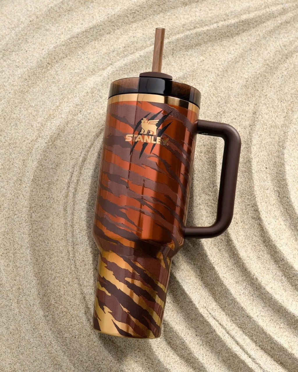 40 oz Insulated Travel Tumbler with Handle & Straw – Brown Tiger Print