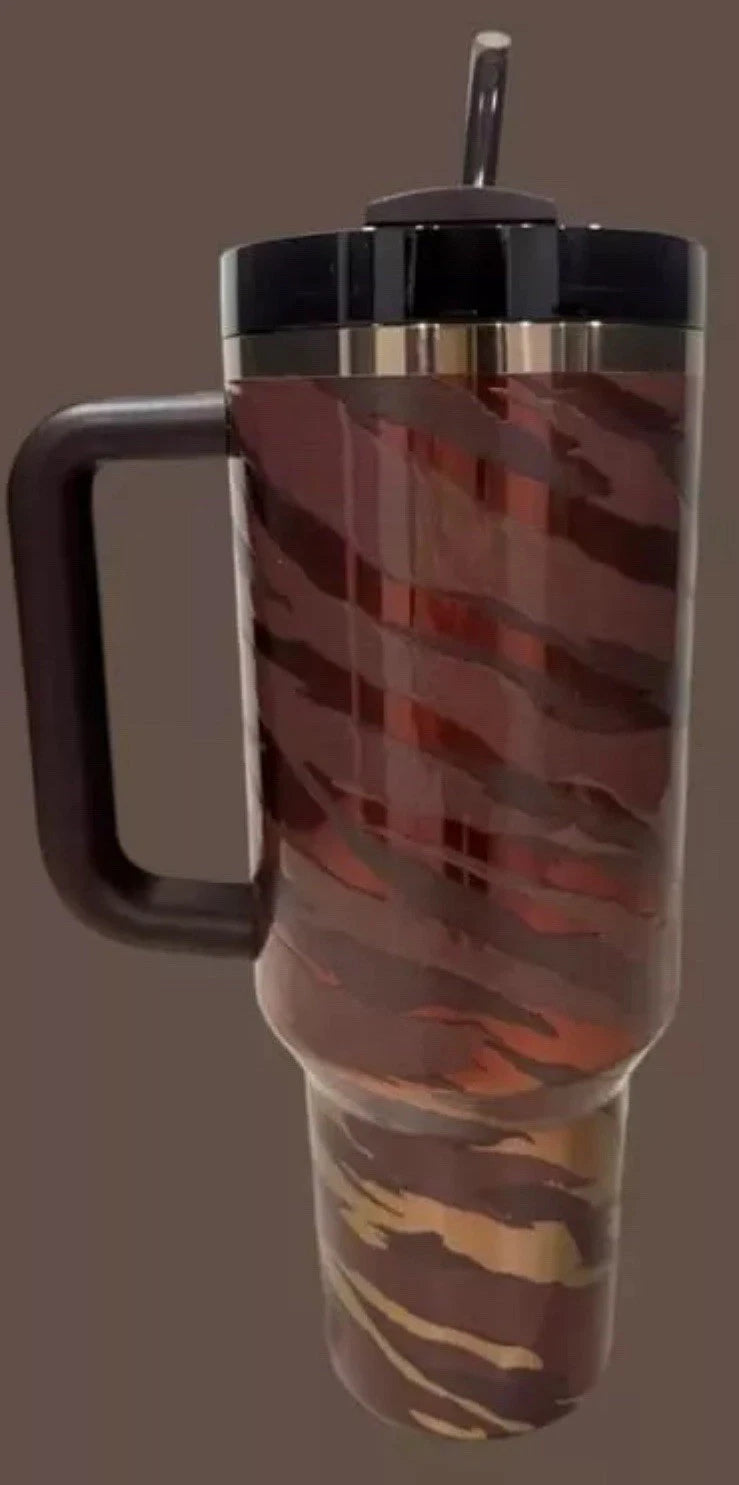 Stanley x Tyla Tyger 40 oz Quencher H2.0 FlowState Tumbler – Limited Edition